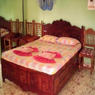 No Frills Guest House Facility Set On Candolim Beach, Goa 4